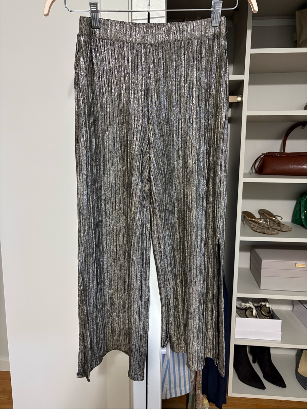 Zara Metallic Pleated Wide-Leg Capris